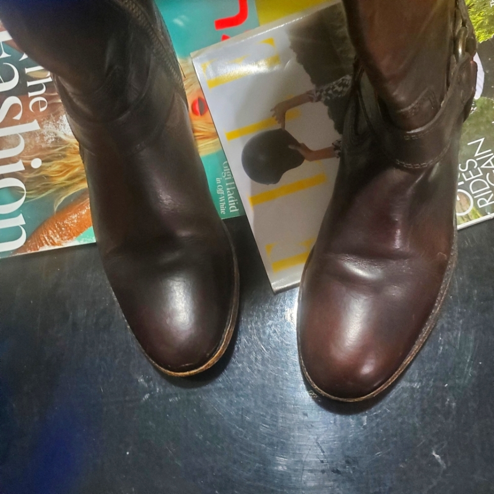 Riding boots